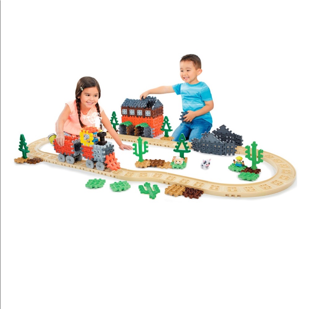 Little tikes train set - Picture 3 of 7
